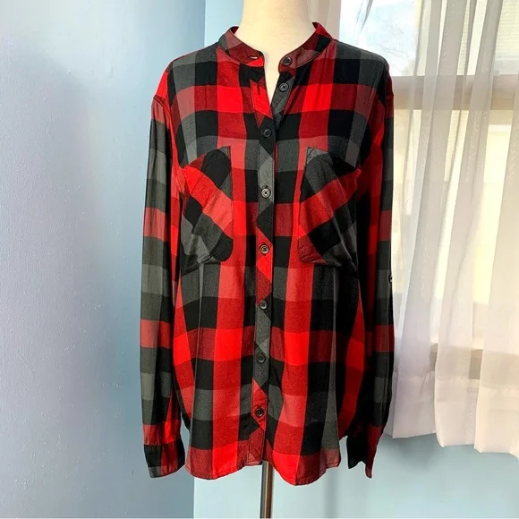Beachlunchlounge Red and Black Plaid Check Button Down Shirt - Picture 7 of 8
